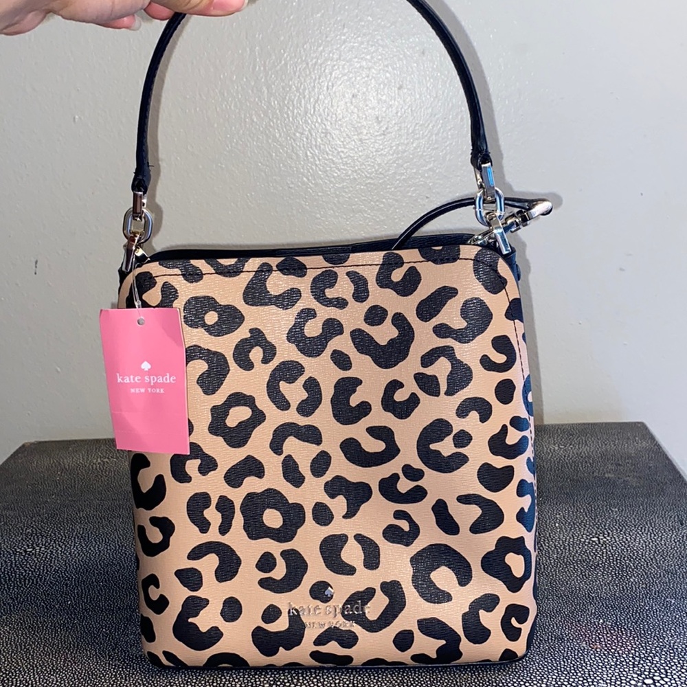 Kate Spade bucket bag ♠️